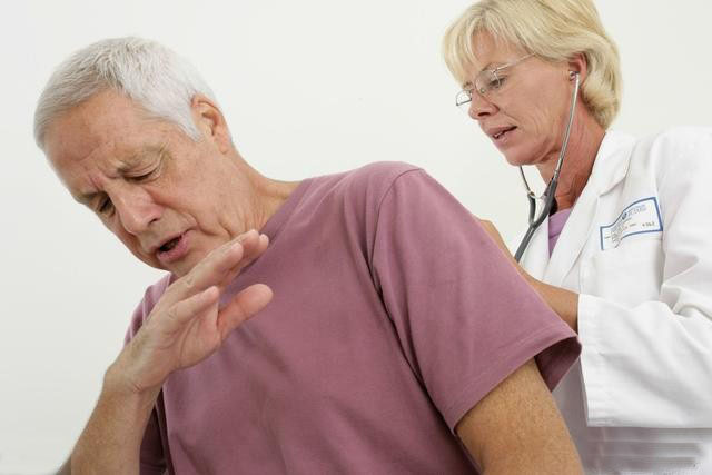 冬季老年人护肺预防咳嗽方法，居家养老照护