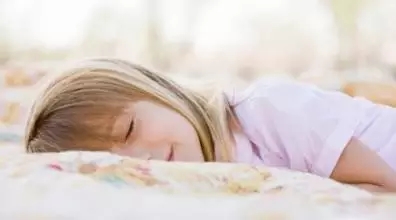 广州免费小儿推拿-改善儿童睡眠的问题